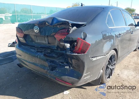 2013 Volkswagen Jetta 2.0L Tdi from USA, damaged, VIN 3VWLL7AJ8DM441878